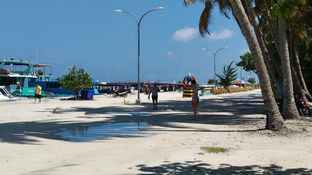 Select Village Maafushi Exterior photo