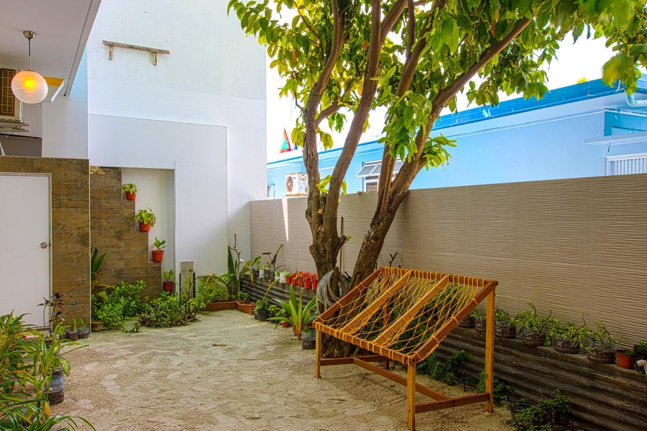 Select Village Maafushi Exterior photo